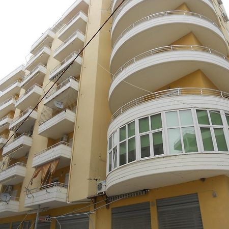 Elis Apartment Vlore Ngoại thất bức ảnh